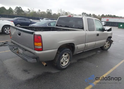 2000 Chevrolet Silverado 1500 Ls z USA, uszkodzony, nr VIN 2GCEC19T5Y1145714